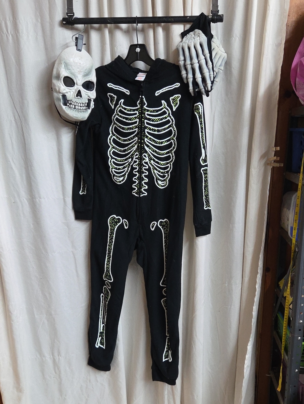 Cat & Jack Boys Skeleton 1 Piece Zip Hooded Pajamas Sz L 10-12 Glow In The Dark